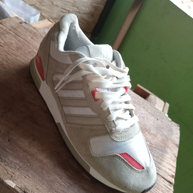 addidas ZX 700 second