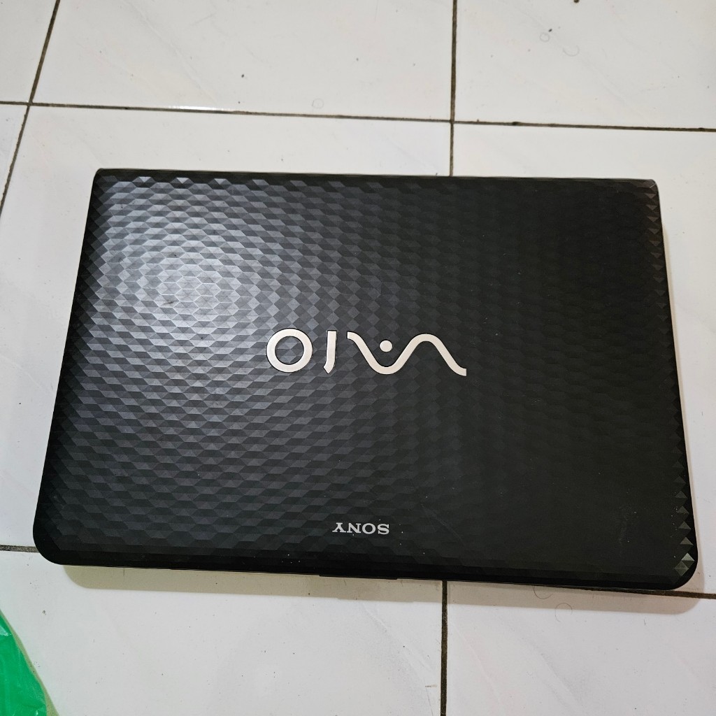 Laptop Sony Vaio VPCEG28FG Intel Core i5 VGA NVidia GeForce Minus