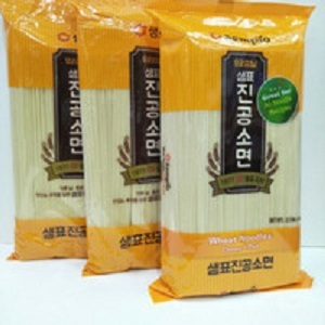 

Sempio Somyun Wheat Noodle Chewy & Thin 1,5Kg