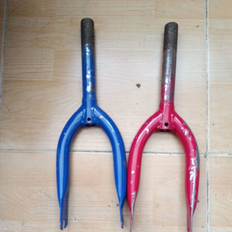 BEKAS fork garpu sepeda anak ukuran 12 model standar ada drat