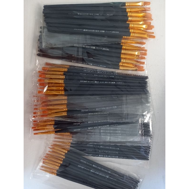 

Kuas no. 0, 2, 4, dan 5