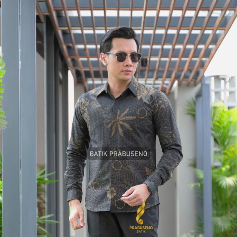 Outfit Ngantor Keren Kemeja Batik Prabuseno Pria Original Lengan Panjang Slimfit Adem Nyaman OOTD Ko