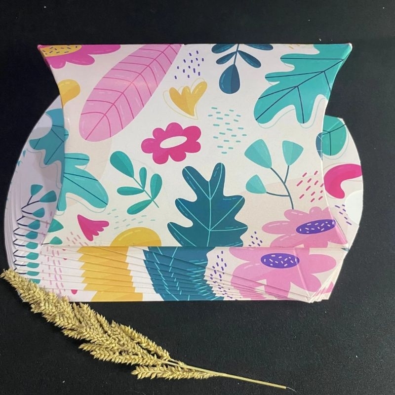 

PILLOW BOX MOTIF/ PILLOW BOX HAMPERS/BOX SOUVENIR