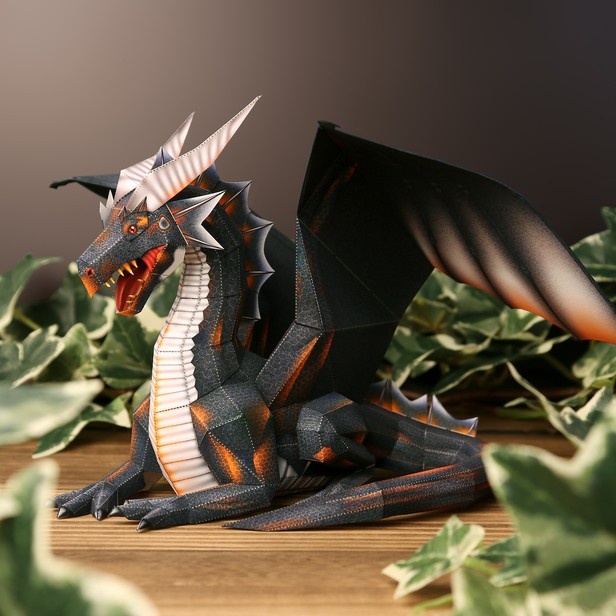 Papercraft Black Dragon Miniatur Kertas