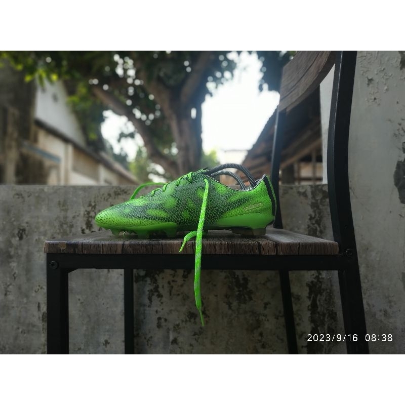 Sepatu Bola Adidas F50 Adizero FG