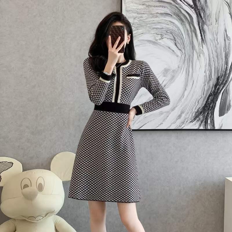 Marnovahome - Dress Midi Wanita Lengan Panjang Rajut - Hitam