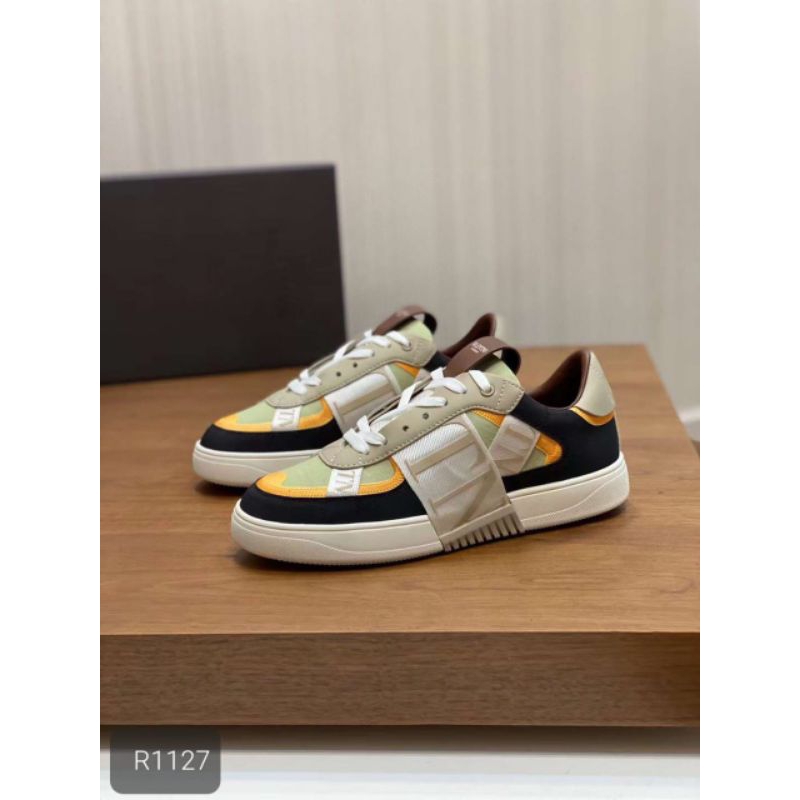 SEPATU SNEAKER PRIA VLTN1411 BRANDED QLTY MIRROR