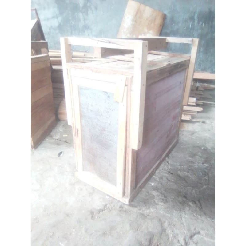 Box Kotak kandang tidur ayam