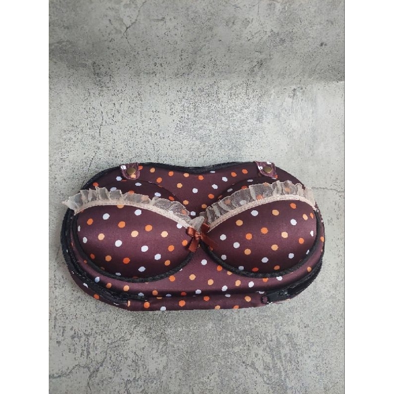 bra case bra organizer tempat menyimpan bra hard case Good Quality