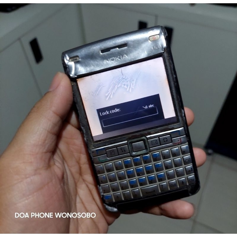 NOKIA E61i