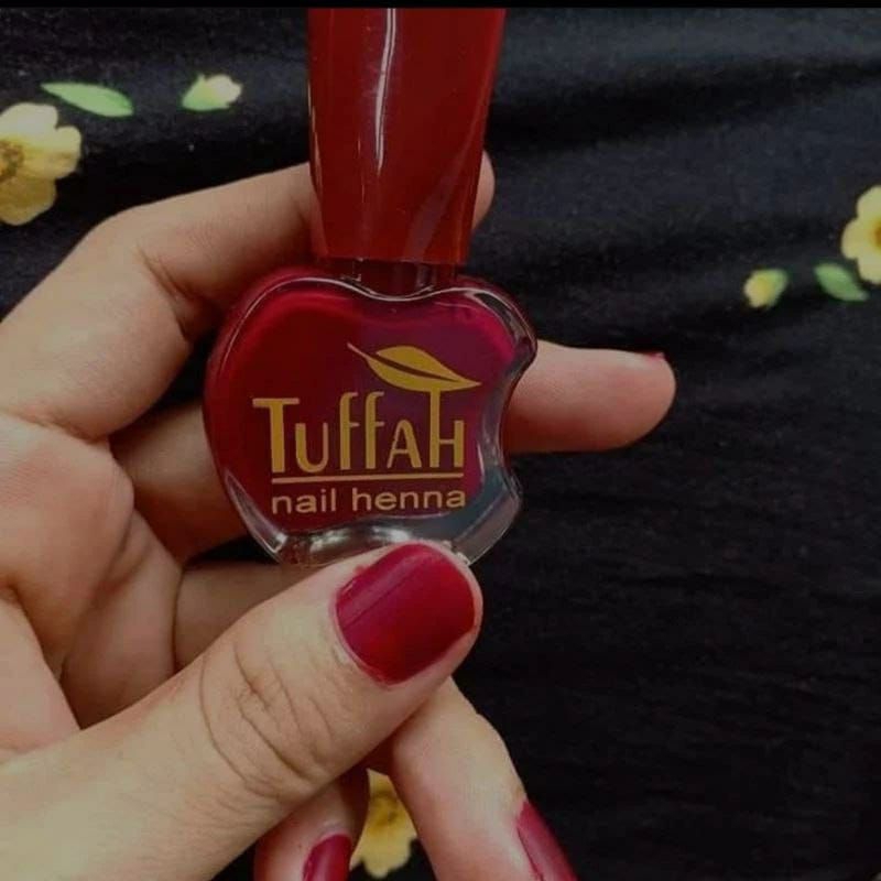 Tufah Nail Henna