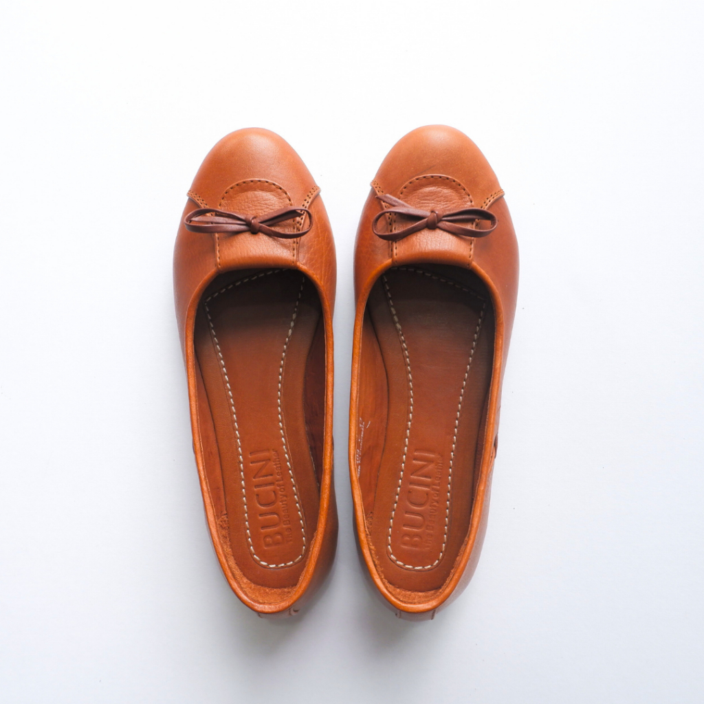 Sepatu Flat Wanita Kulit Asli Premium | BUCINI GV 104 C Leather Flat Shoes