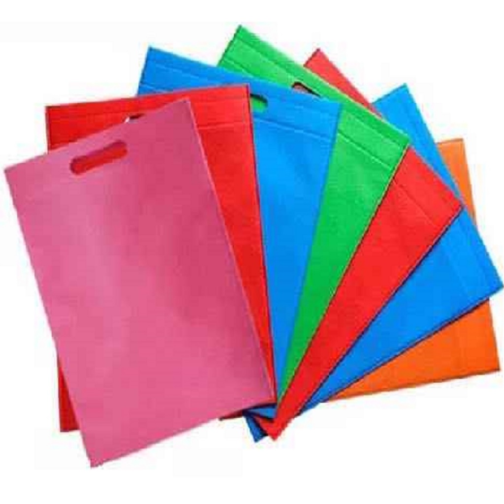 

RB 1 Kodian /20pcs Tas kain Spunbond Goodie bag Oval Ukuran S,M,L ( Kecil 20x26 , Sedang 25x35 ,