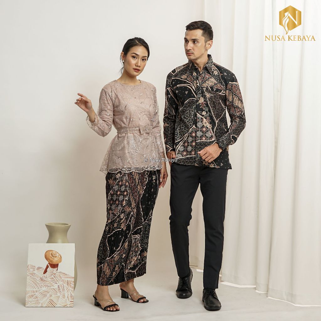 Couple Kebaya Wisuda Pasangan / Couple Batik Sarimbit Setelan Kemaja Panjang & Pendek / Baju Pasanga