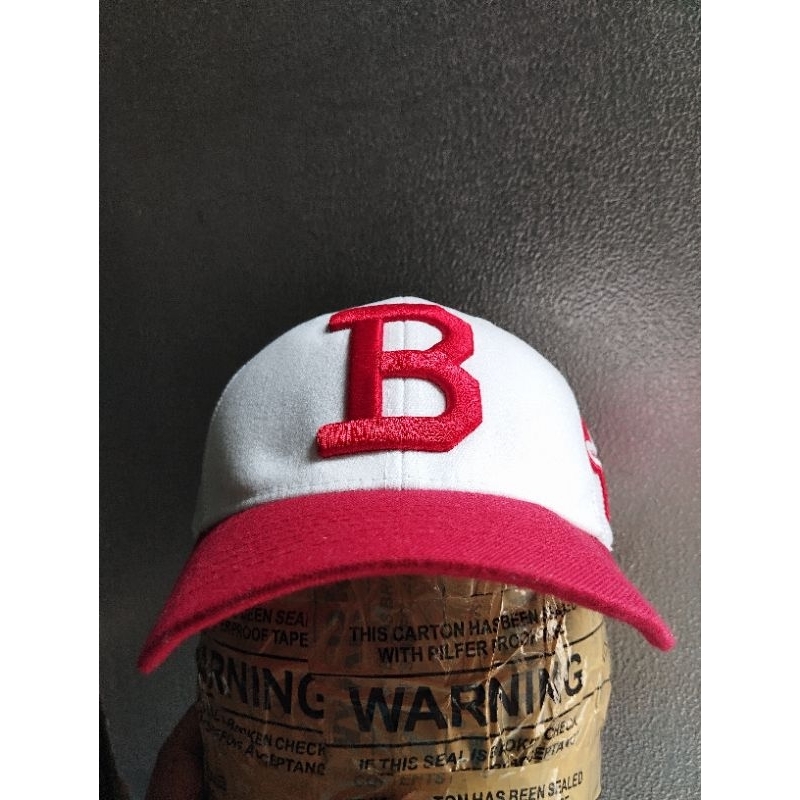 Topi logo B by ace h&c N'cer