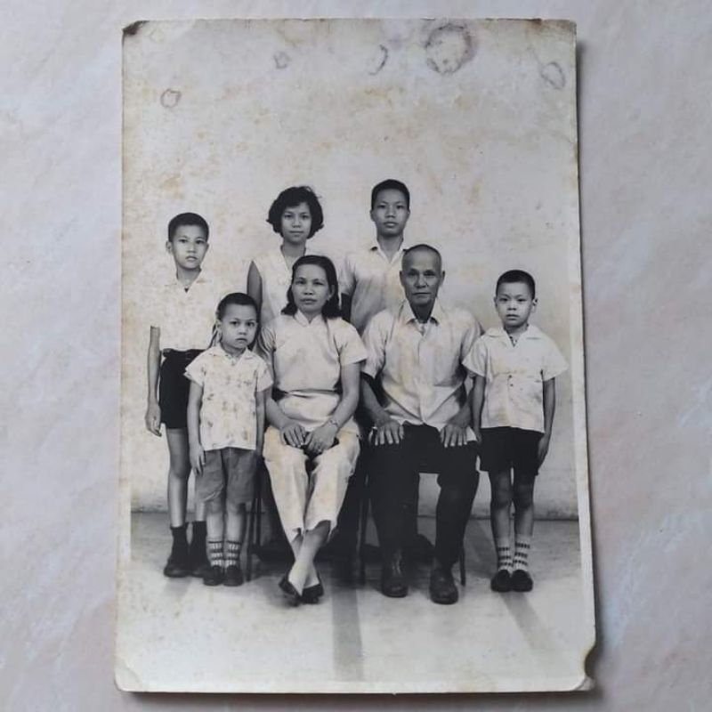 Foto Kuno Lawas Jadul Keluarga Tionghoa 1950 an - YN864