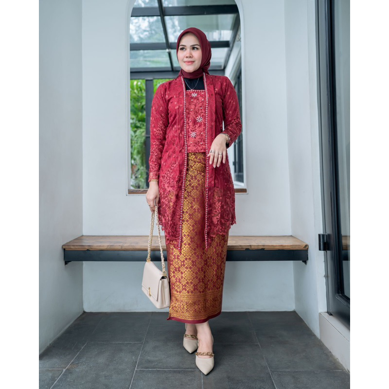 Ghazza Collection - Kebaya Payet Modern / Kebaya Hitam / Kebaya Putih / Kebaya Brokat Modern / Kebay