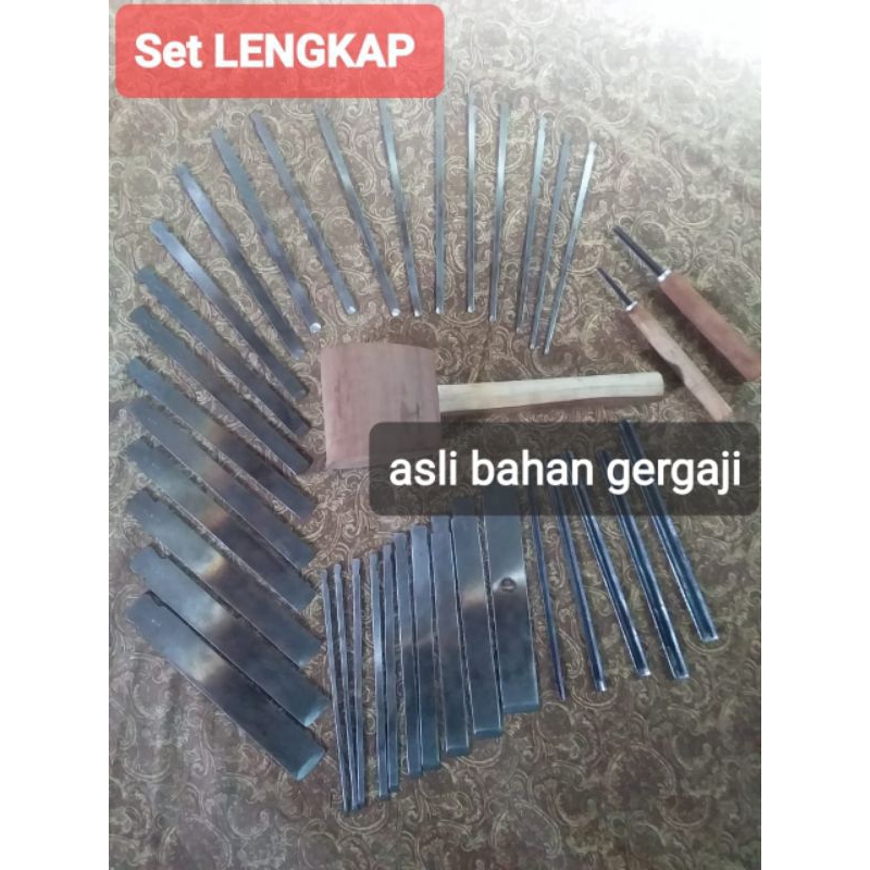 Pahat Tatah Ukir Kayu Jepara Satu Set Isi 37pcs