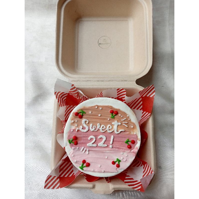 

NOB korean bento cake - korean lunchbox cake bandung