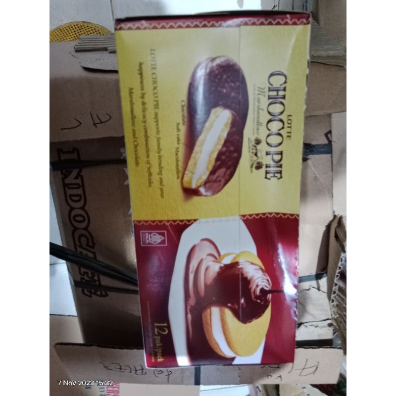 

LOTTE CHOCO PIE Box 12 bks original.
