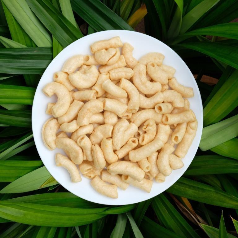 

Makaroni asin gurih renyah snack kiloan makanan ringan jajanan jadul cemilan oleh oleh khas daerah