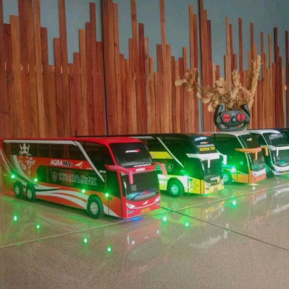 Miniatur bus TELOLET BASURI JUMBO harapan jaya mainan anak Remot Control full lampu dan Strobo