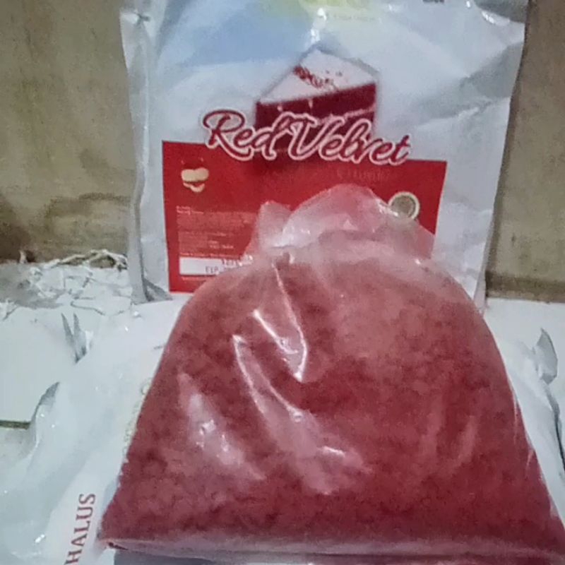 

Red Velvet bubuk original merah tua untuk toping kue
