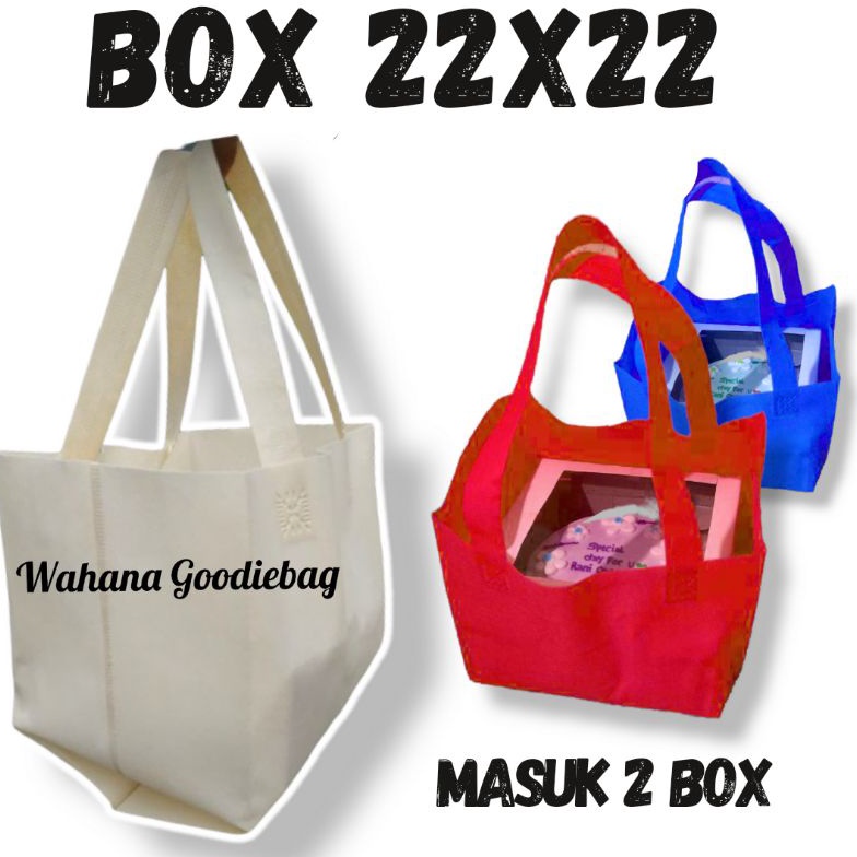 

9.9 SALE Tas Spundbond Lipat Samping Bok Hajatan Kotak Nasi 22x22 12pcs