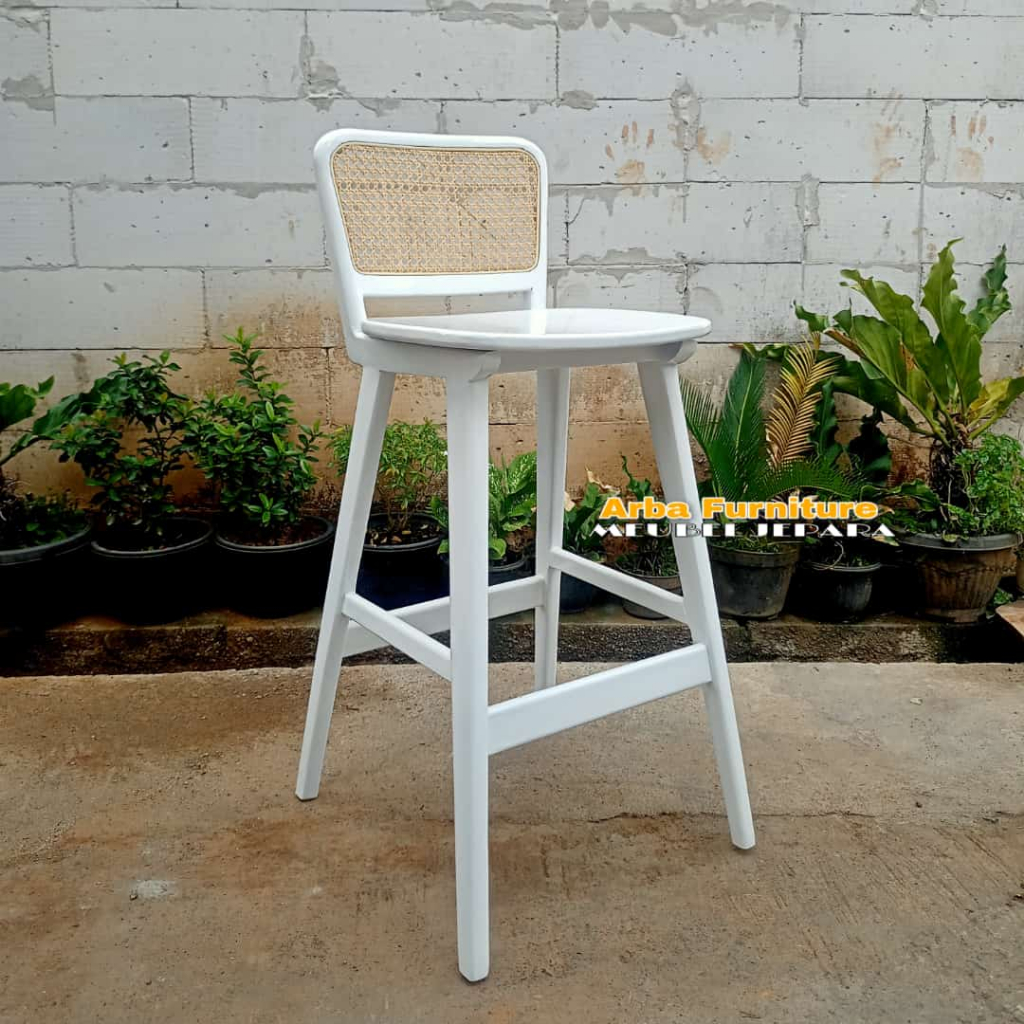 Kursi bar rotan / Kursi Cafe bar / Kursi bar jati / Kursi bar tinggi kayu jati warna putih