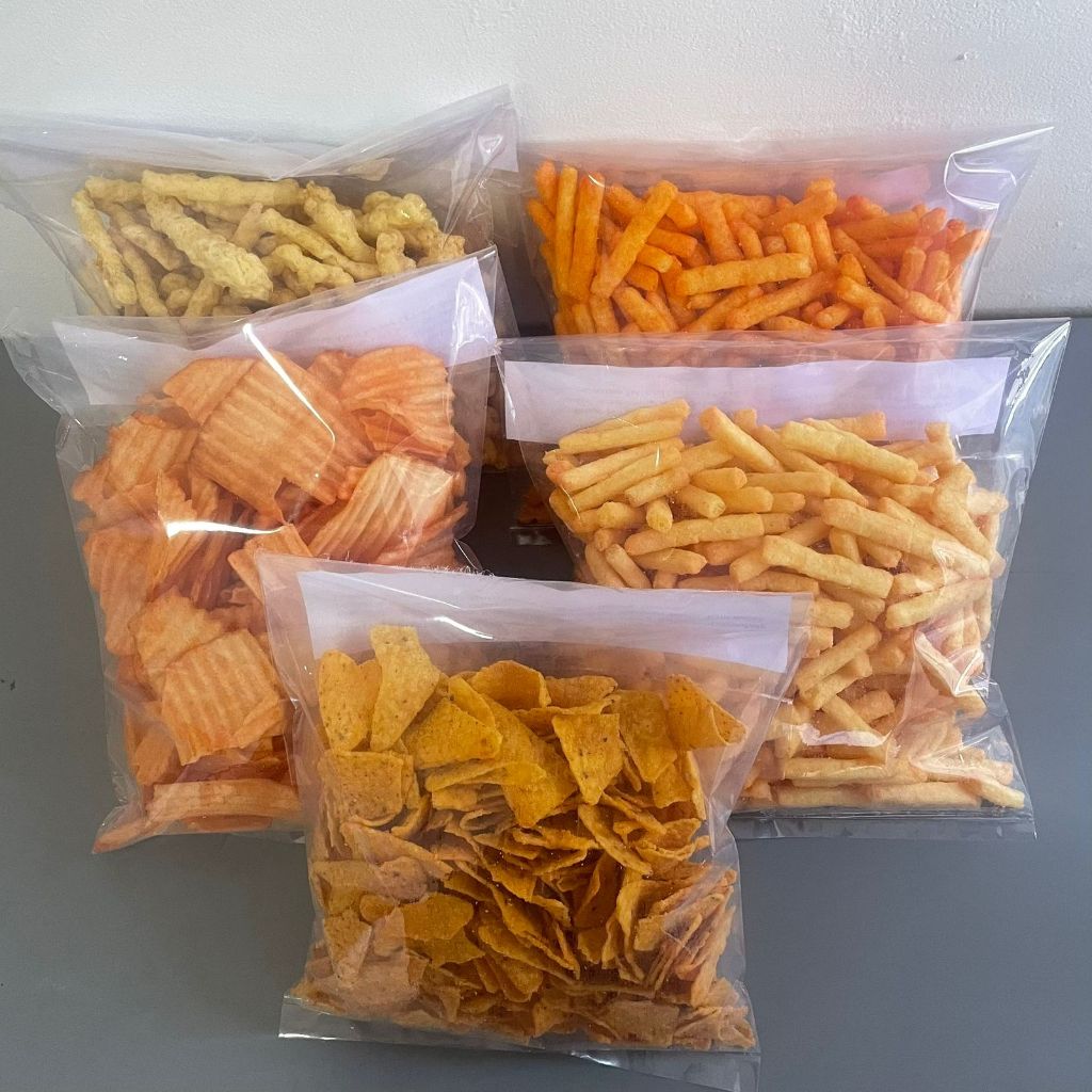 

SNACK KEMASAN 200-250 GRAM / KERIPIK SINGKONG / TWIST CORN / TORTILA / STICK BALADO KEJU