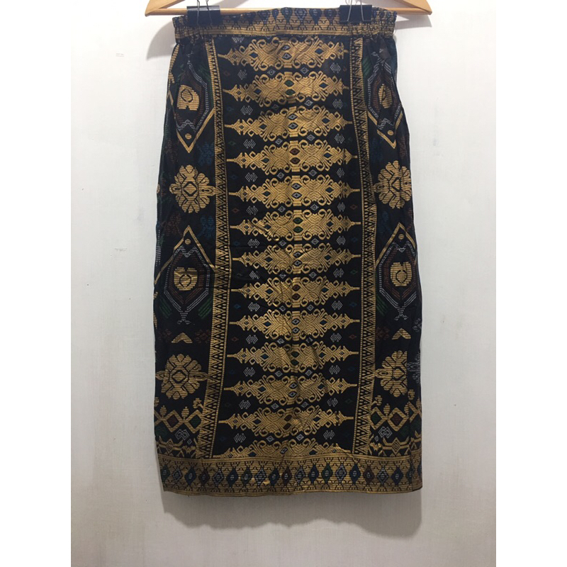 Rok songket hitam midi