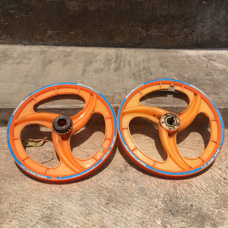 Velg racing Bintang palang 3 sepeda 20 inch merk hongyin taiwan 1 set (depan belakang)