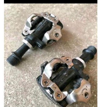 sepatu ion dan pedal cleat