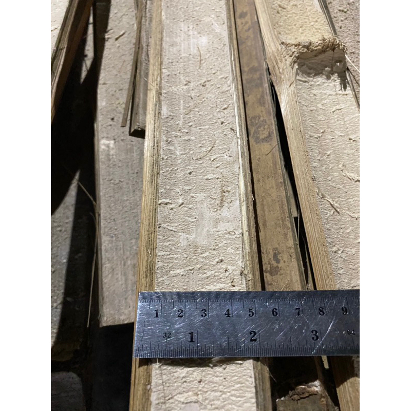 Bambu petung layangan tinggal serut panjang 2 meter ❗️lebar 5cm ke 6cm tinngi 1cm