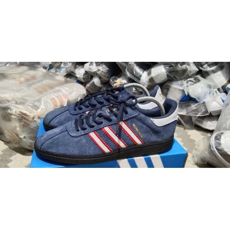 sepatu Adidas Munchen edge