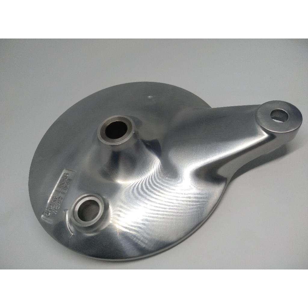 Panel tutup tromol belakang SUZUKI thunder 125