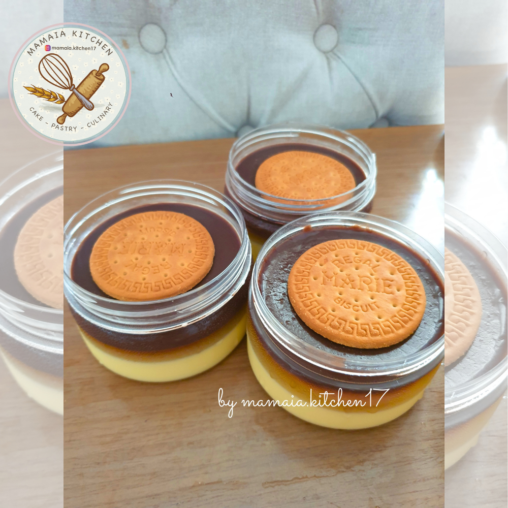 

Dessert Jar Pudding Dessert Pudding Regal Triple Chocolate Puding Coklat Dessert Box Biscuit 300 ml