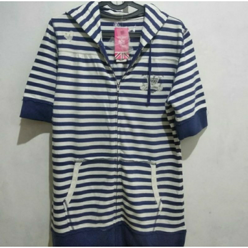 Hoodie Zipper Kaos Tangan Pendek Boy London Fashion Size L