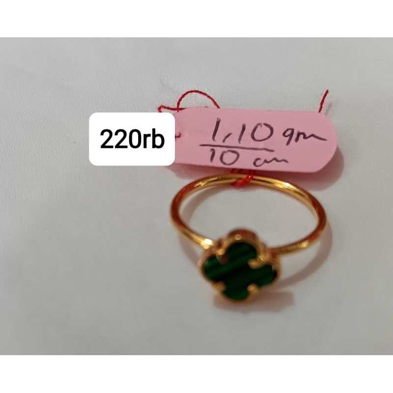 cincin vc mata hijau,berat 1,10 gram.