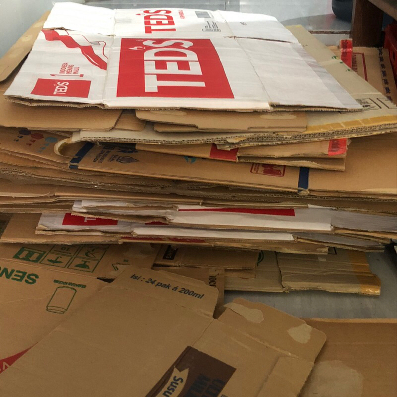 

Jual Kardus Bekas kiloan layak pakai