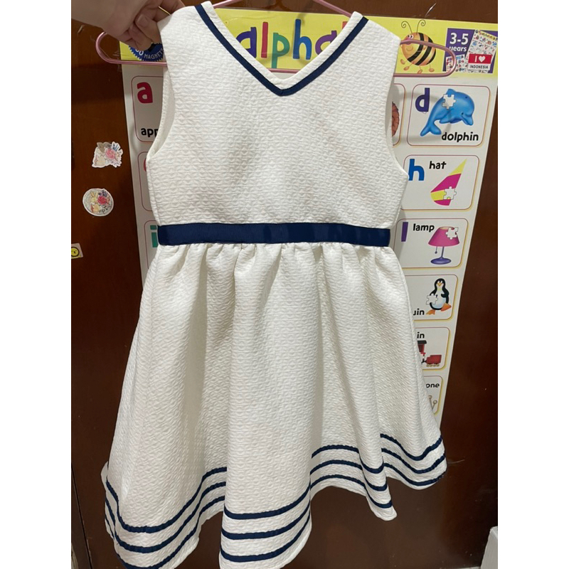 Preloved Gaun Dress Anak putih Mothercare sz 9yo