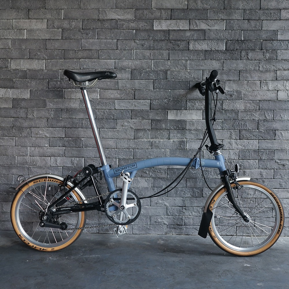 Gaya Berkendara - Sepeda Lipat Brompton S6L Cloud Blue