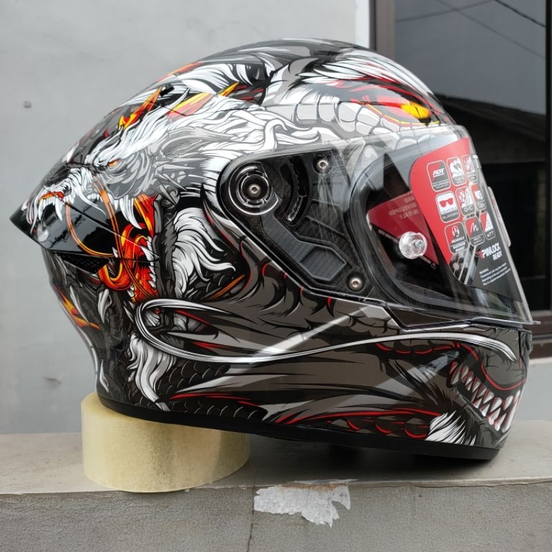 Helm KYT tt course Dragon repaint