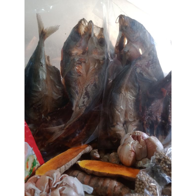 

ikan sarden kering dengan bumbu khas
