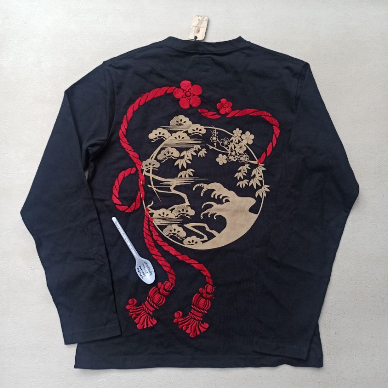 SUKAJAN longsleeve crewneck size fit M