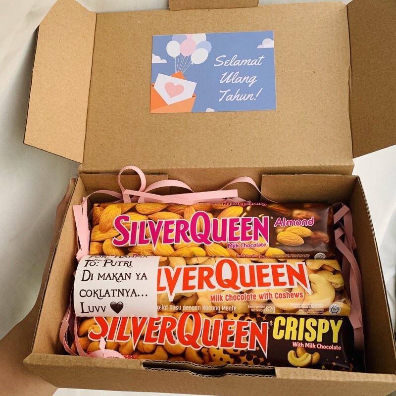 

COD Kado Hampers Coklat Silverqueen 3 pcs 62 gr Untuk Hadiah Valentine Pacar Cewek Cowok buruan