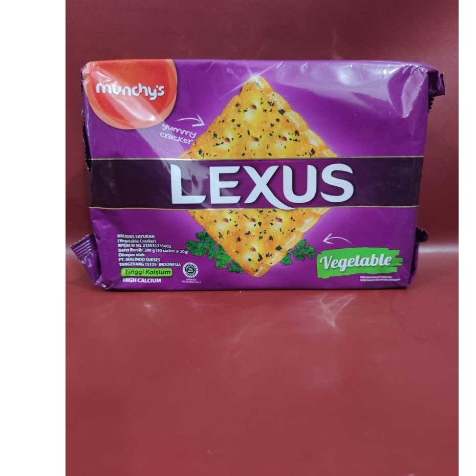 

Lexus Crackers Sandwich Coklat 200gr (isi 10pcs)