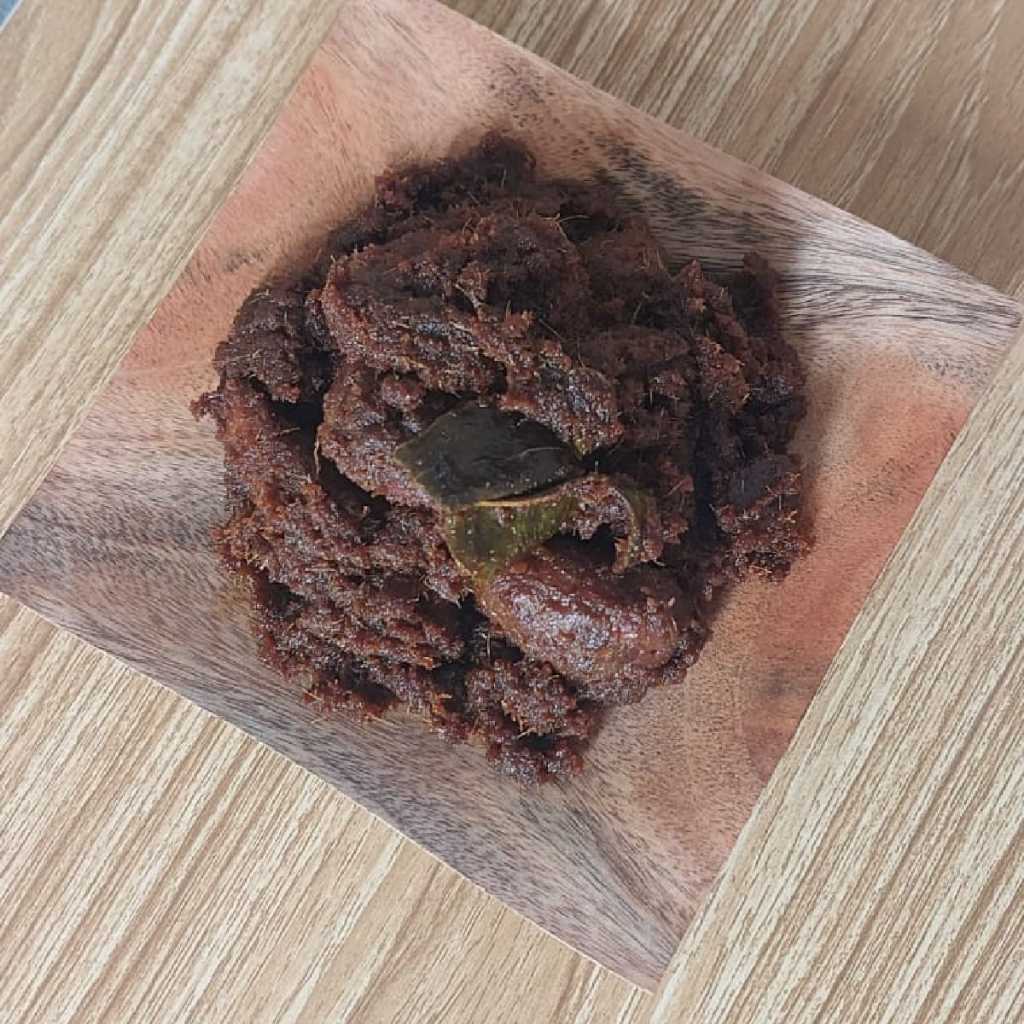 

Paket Ekonomis Rendang Pariaman Sumatra Barat Asli Daging Sapi Lokal 100% Makanan Khas Minang Kuliner Indonesia