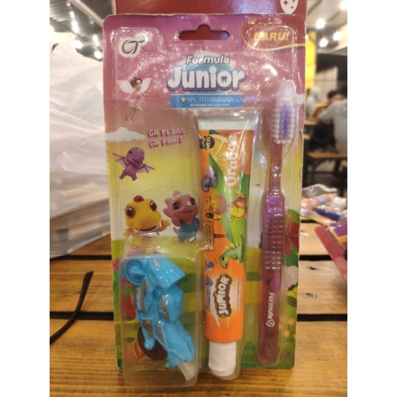 sikat gigi formula anak + mainan