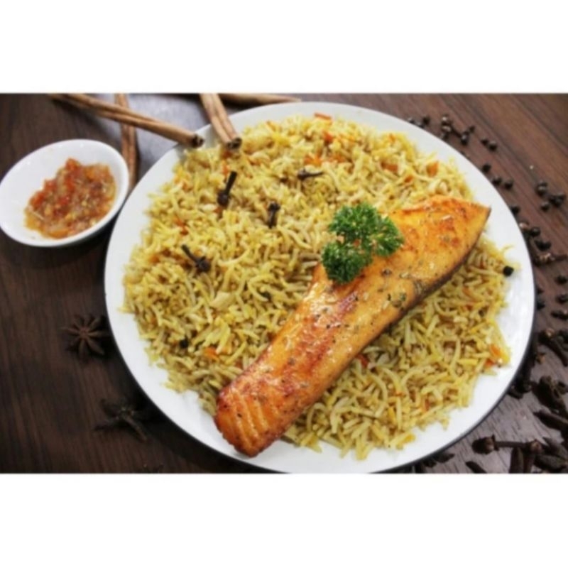 

Frozen Nasi Kebuli Salmon / Nasi Biryani / Ready to Eat
